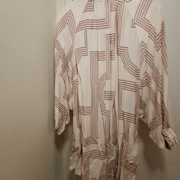 H&M COTTON TOP. - Picture 2 of 5